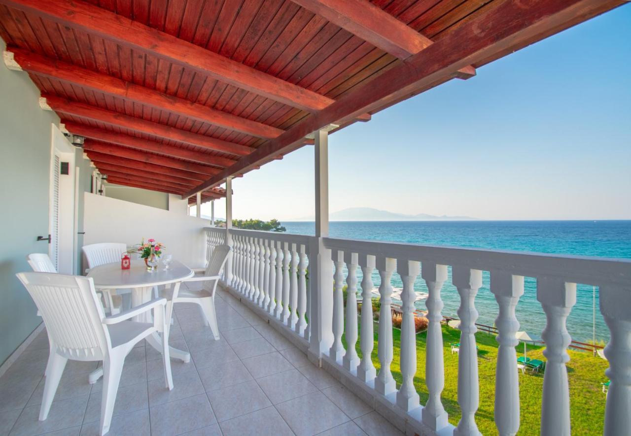 Baywatch Apartments On The Beach By "Elite" Amoudi Extérieur photo