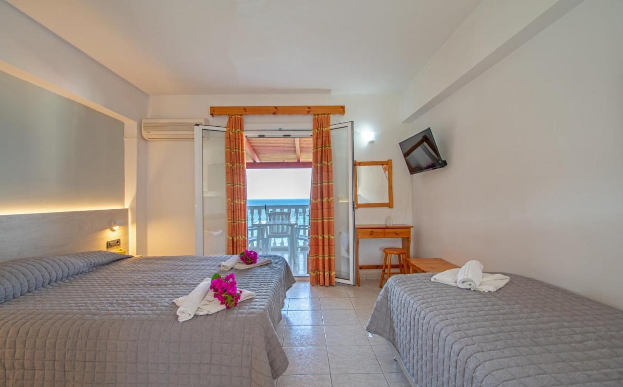Baywatch Apartments On The Beach By "Elite" Amoudi Extérieur photo