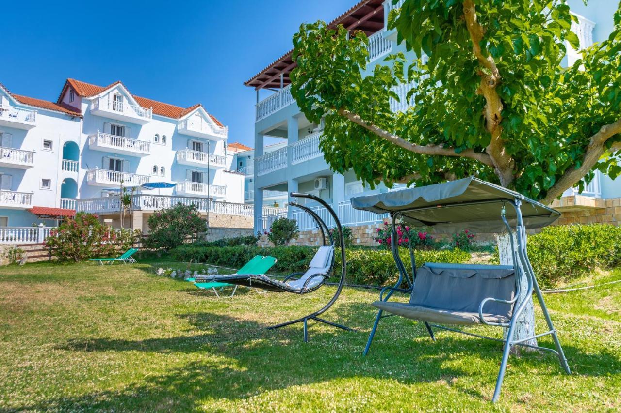 Baywatch Apartments On The Beach By "Elite" Amoudi Extérieur photo
