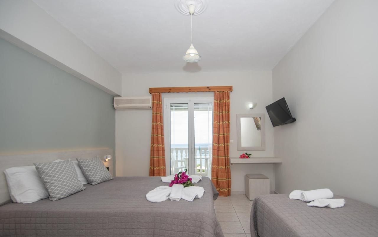 Baywatch Apartments On The Beach By "Elite" Amoudi Extérieur photo