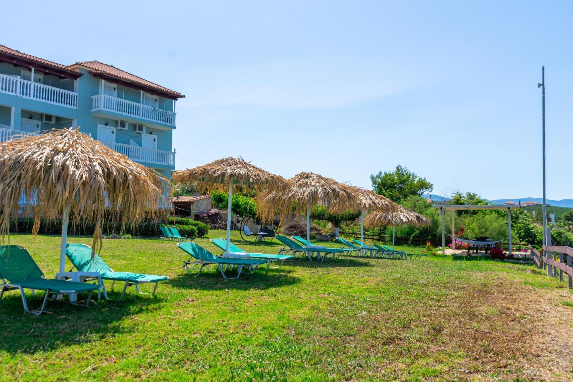 Baywatch Apartments On The Beach By "Elite" Amoudi Extérieur photo